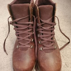 Women's Timberland boots size 9.5 New